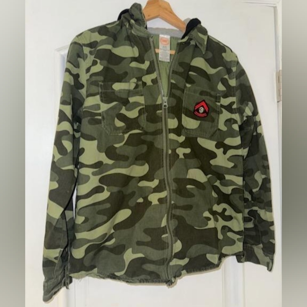 Boys Army Camo XL Casual Zip Up. Wonder Nation Green Camouflage Hoodie Jacket